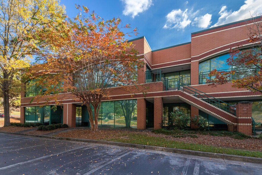 More Photos Of 1640 Phoenix Blvd, Atlanta Office For Lease
