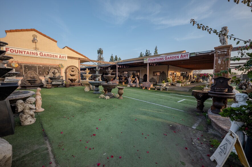 More Photos Of 9445 Foothill Blvd, Rancho Cucamonga Storefront For Lease