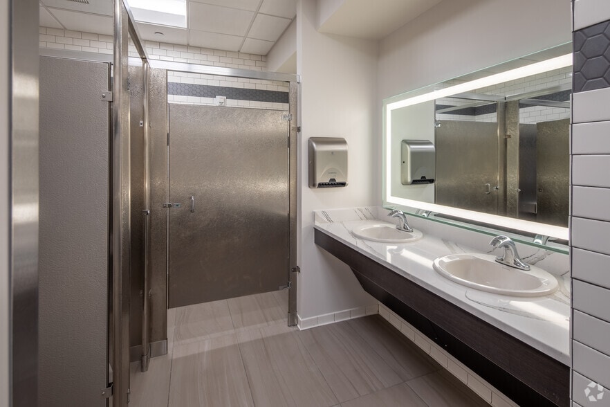 More Photos Of 1001 Health Park Dr, Brentwood Medical For Lease