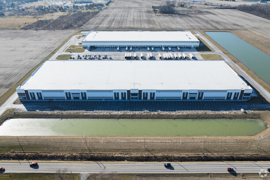 More Photos Of 1901 Innovation Ave, Rossford Distribution For Lease