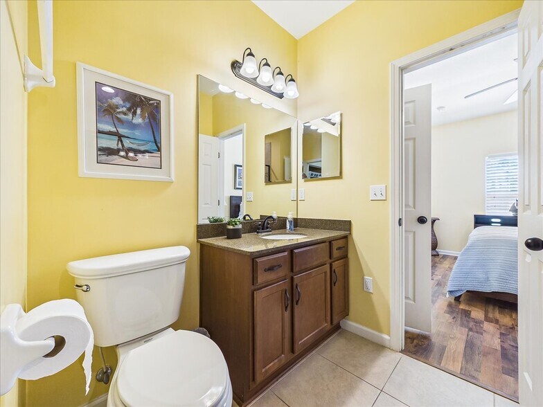 More Photos Of 100 Pilothouse Ct, Palatka Multifamily For Sale