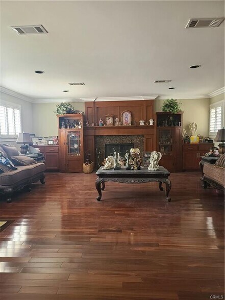 More Photos Of 8410 Mulberry Ave, Fontana Apartments For Lease