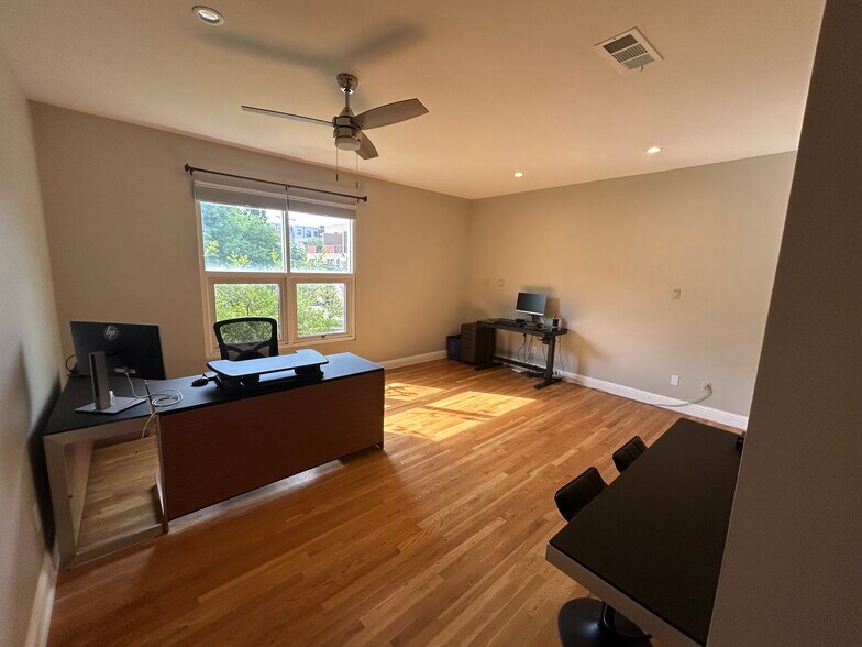 More Photos Of 4235 Cedar Springs Rd, Dallas Office For Lease