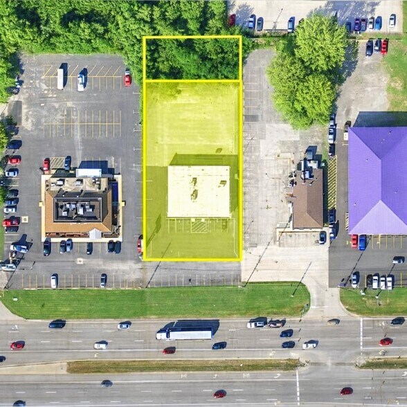 More Photos Of 254 W 81st St, Merrillville Freestanding For Lease