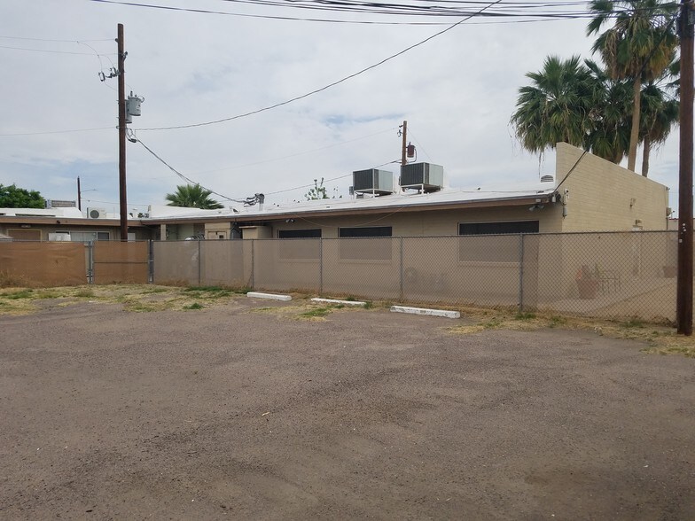 More Photos Of 4810 W Glendale Ave, Glendale Office For Sale