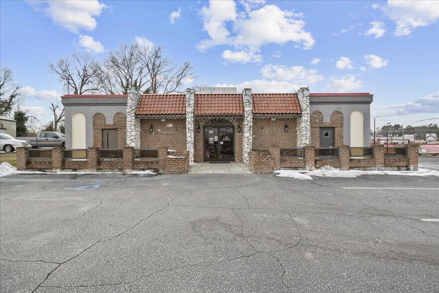 Primary Photo Of 111 Middleton Way, Greer Restaurant For Sale