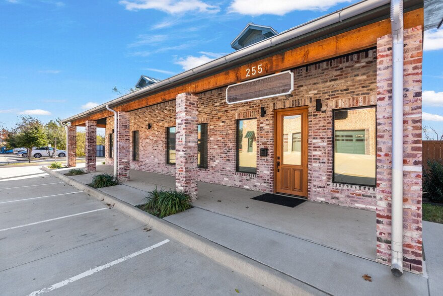 Primary Photo Of 255 W Princeton Dr, Princeton Flex For Lease