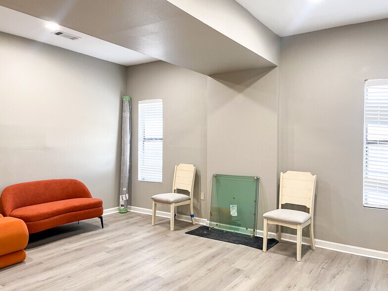 More Photos Of 11919 Sunray Ave, Baton Rouge Office For Lease