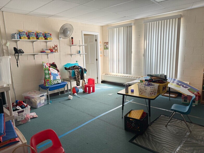 More Photos Of 25350 W 6 Mile Rd, Redford Township Religious Facility For Sale