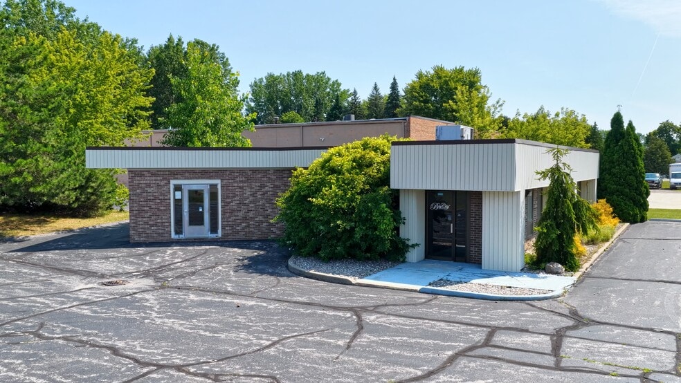 More Photos Of 4335 Wilder Rd, Bay City Office For Sale