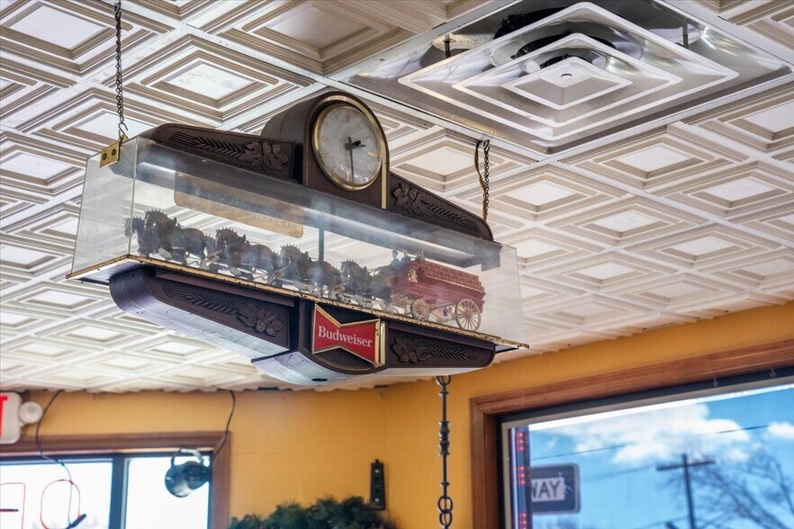 More Photos Of 217-219 Frelinghuysen Ave, Newark General Retail For Sale