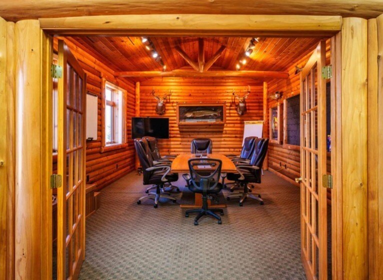 More Photos Of 1001 Naylor Dr SE, Bemidji Warehouse For Sale