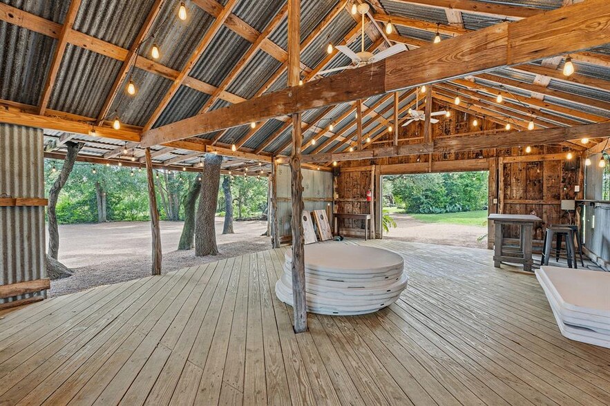More Photos Of 1770 Elder Hill rd, Driftwood Specialty For Sale