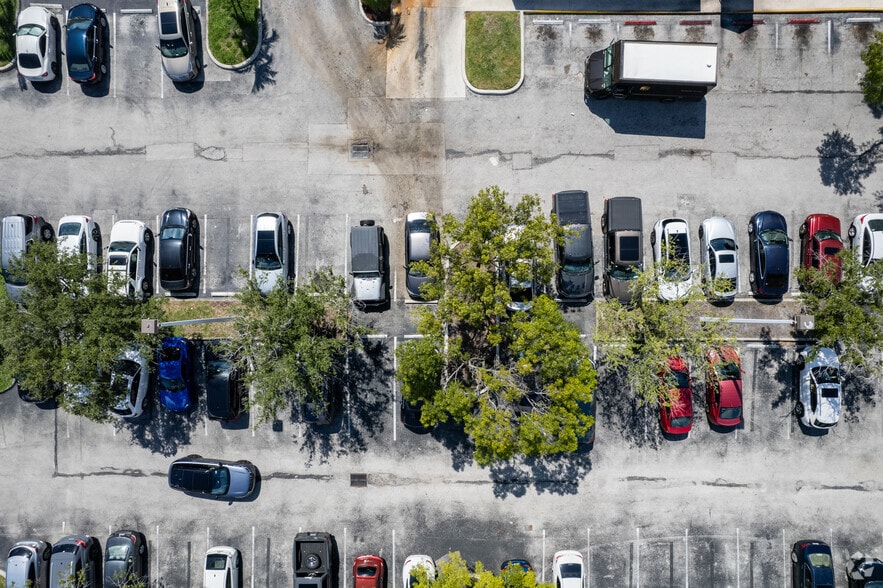 More Photos Of 6300-6350 N Powerline Rd, Fort Lauderdale Unknown For Lease