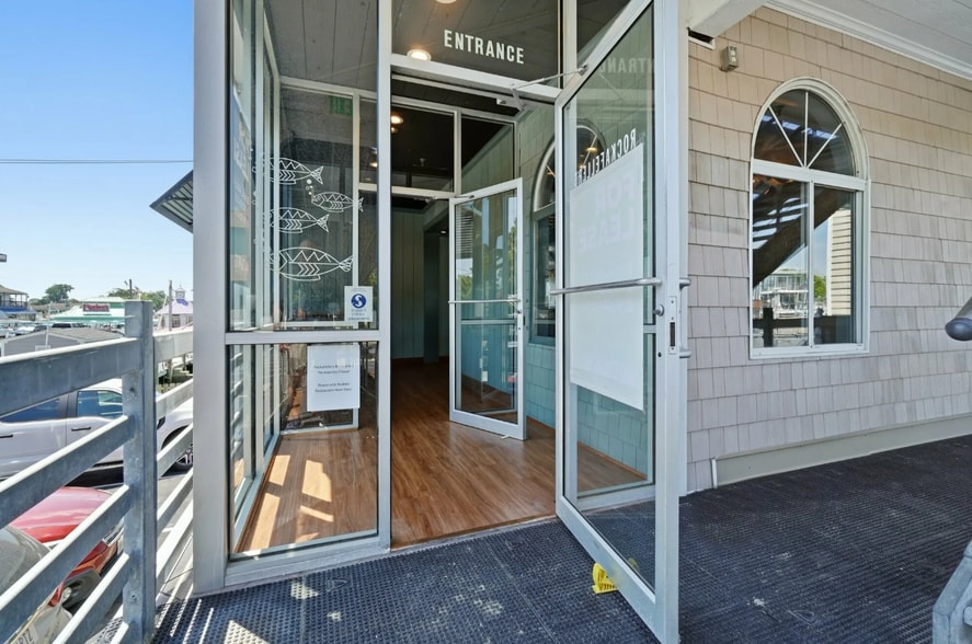 More Photos Of 308 Mediterranean Ave, Virginia Beach Restaurant For Lease