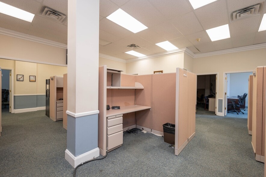 More Photos Of 22 South St, Morristown Office For Lease