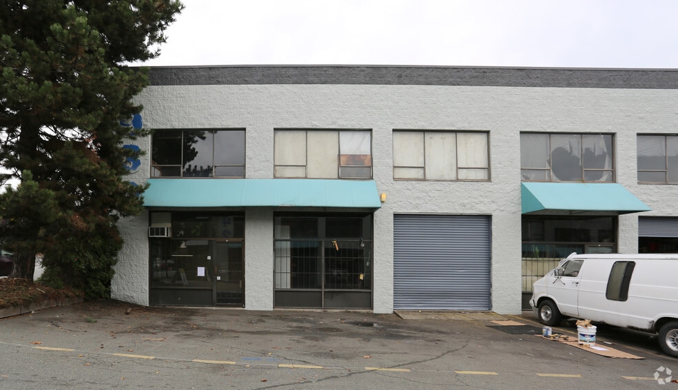 More Photos Of 930 SW Marine Dr, Vancouver Research And Development For Lease