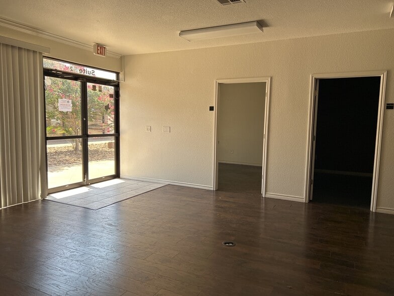 More Photos Of 4003 W Stan Schlueter Loop, Killeen Medical For Lease