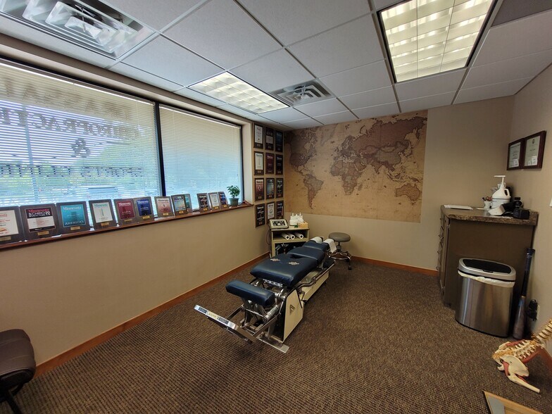 More Photos Of 3434 N Lexington Ave, Shoreview Medical For Lease