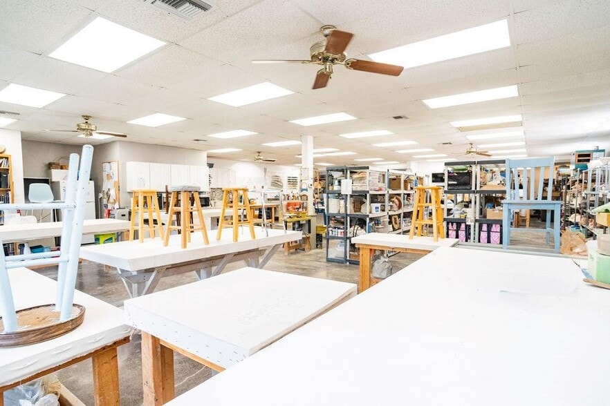 More Photos Of 1239 16th St, Vero Beach Storefront For Sale