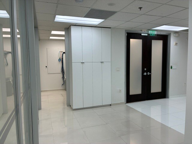 More Photos Of 1000 brickell Ave, Miami Office For Lease