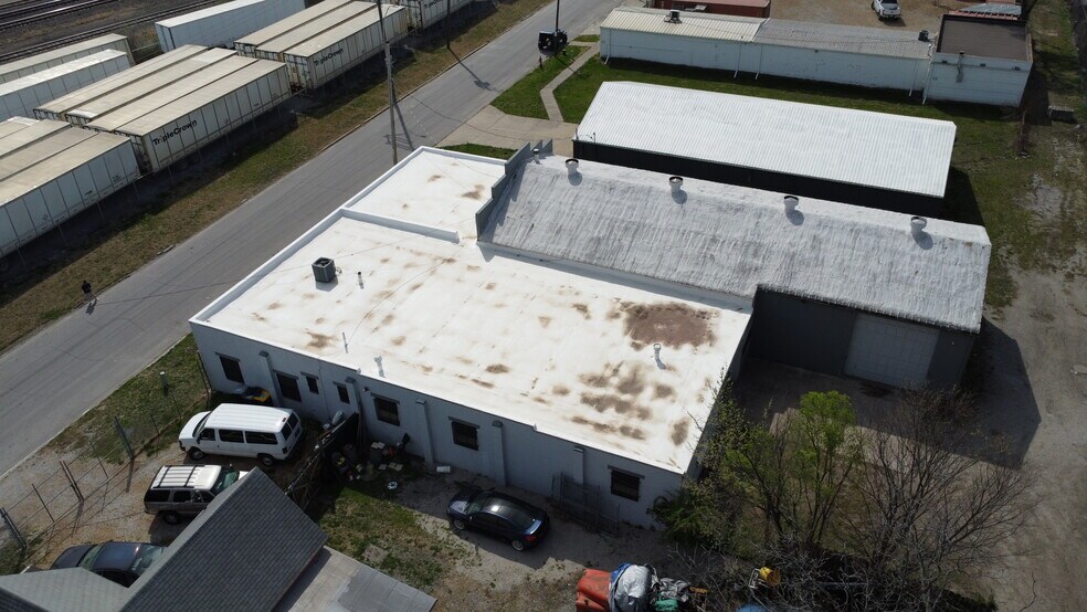More Photos Of 3812 Bennington Ave, Kansas City Industrial For Sale