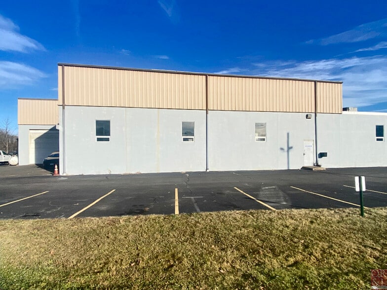 More Photos Of 250 John Downey Dr, New Britain Manufacturing For Lease