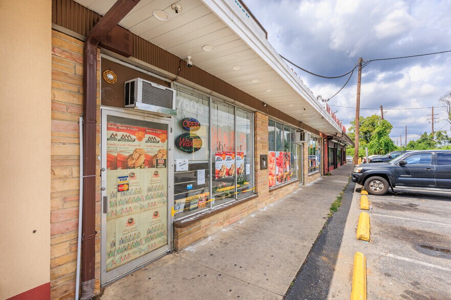 More Photos Of 7605 Marlboro Pike, Forestville General Retail For Sale