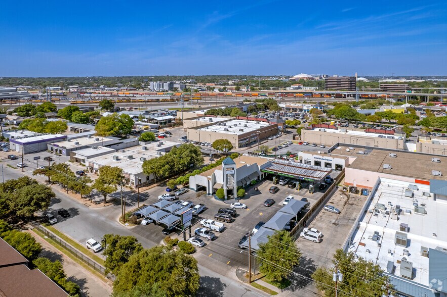 More Photos Of 3124 Collinsworth St, Fort Worth Carwash For Sale