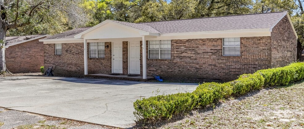 More Photos Of 8640 Jernigan Rd, Pensacola Apartments For Sale