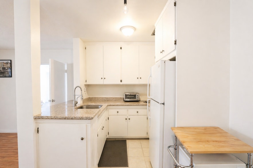 More Photos Of , Los Angeles Multifamily For Sale