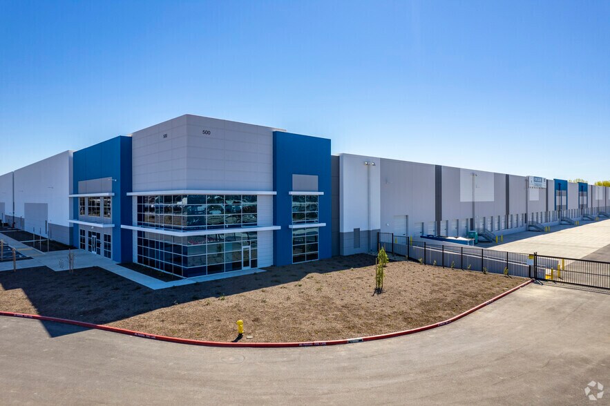 More Photos Of 500 Pittsburg Ave, Richmond Distribution For Lease