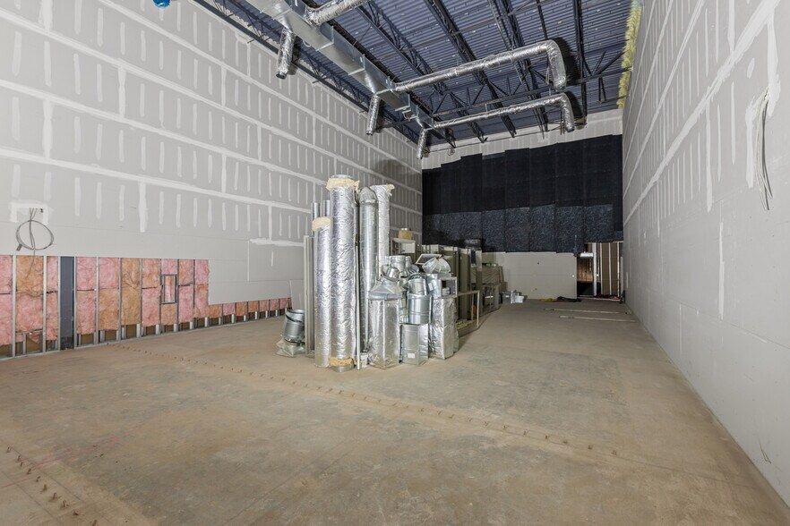 More Photos Of 8501 Auburn Blvd, Citrus Heights Freestanding For Sale