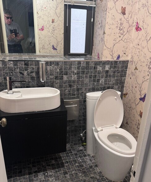 More Photos Of 254 Fifth Ave, New York Office For Lease