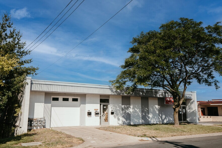 More Photos Of 3260 Gorham Ave, Saint Louis Park Warehouse For Lease