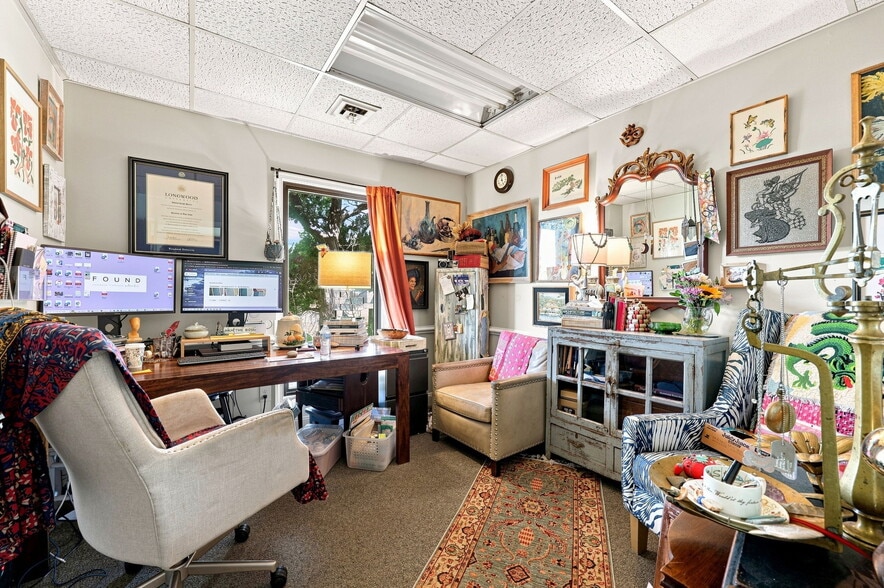More Photos Of 2705 N Croatan Hwy, Kill Devil Hills Freestanding For Sale