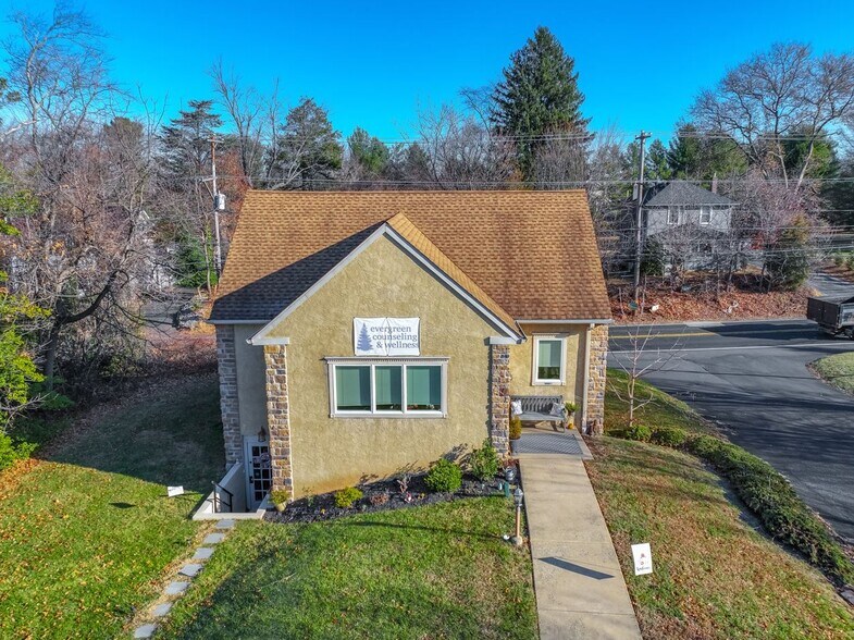 More Photos Of , Warminster Township Office For Sale