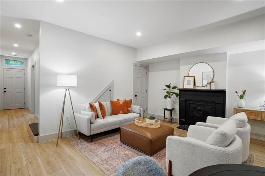 More Photos Of 2218-2220 M St, Richmond Multifamily For Sale