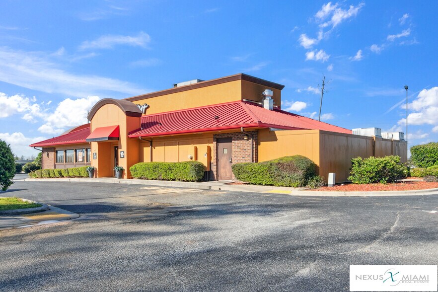 More Photos Of 2185 Post Oak, Marianna Fast Food For Sale