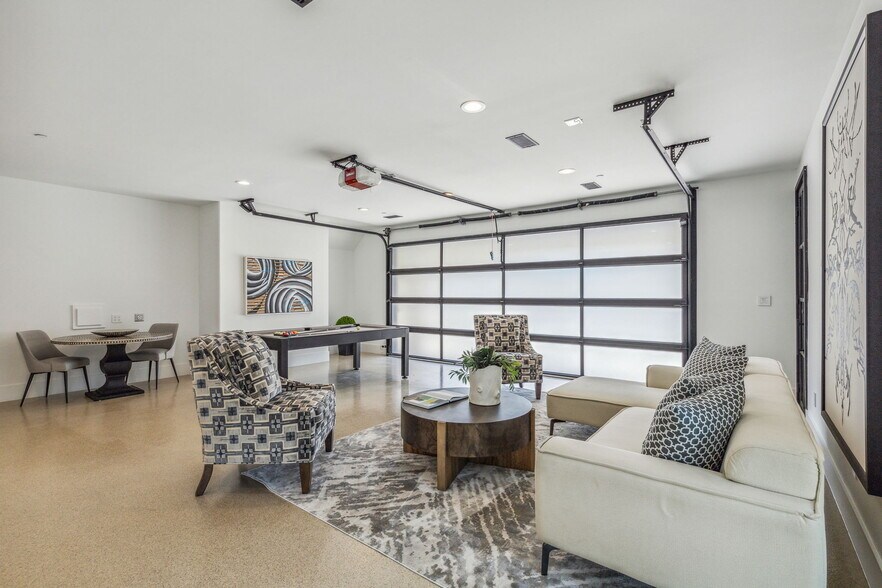 More Photos Of 615 Brewer Rd, Southlake Specialty For Sale