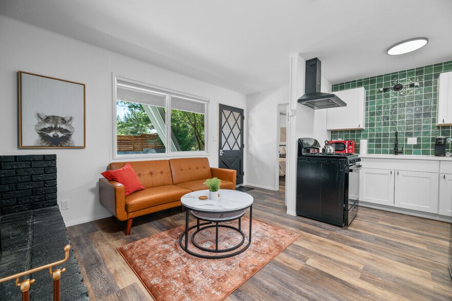 More Photos Of 560 Edgemoor Rd, Big Bear Lake Hotel For Sale