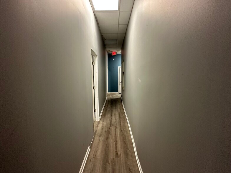 More Photos Of 4519-4523 N Milwaukee Ave, Chicago Apartments For Lease