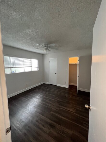 More Photos Of 1014 N Oxford Ave, Los Angeles Apartments For Sale