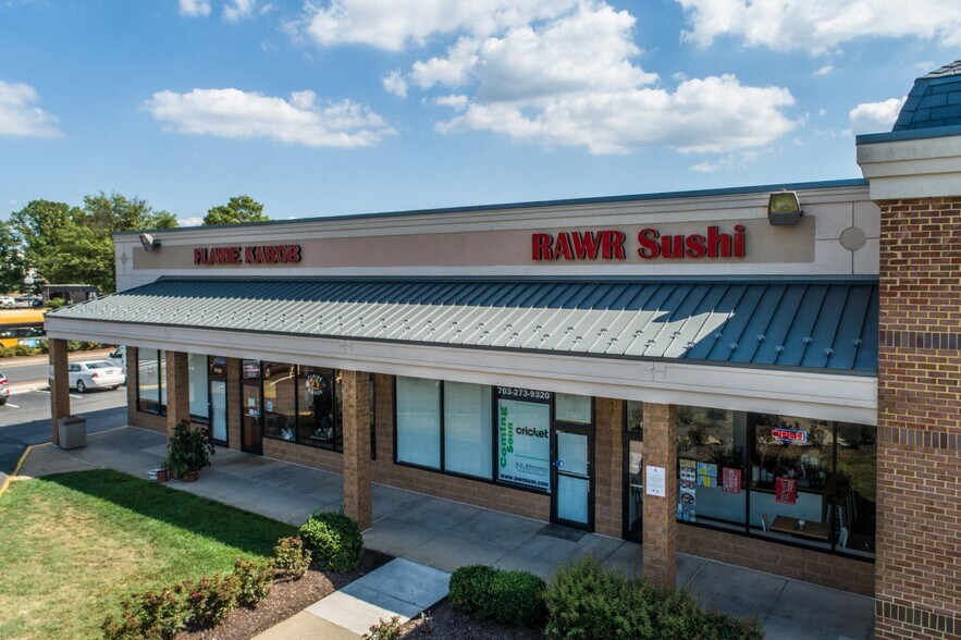 More Photos Of 6364 Springfield Plz, Springfield Unknown For Lease