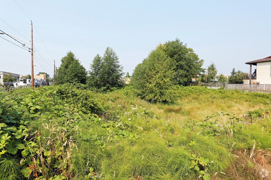 More Photos Of 904 10th St, Anacortes Land For Sale