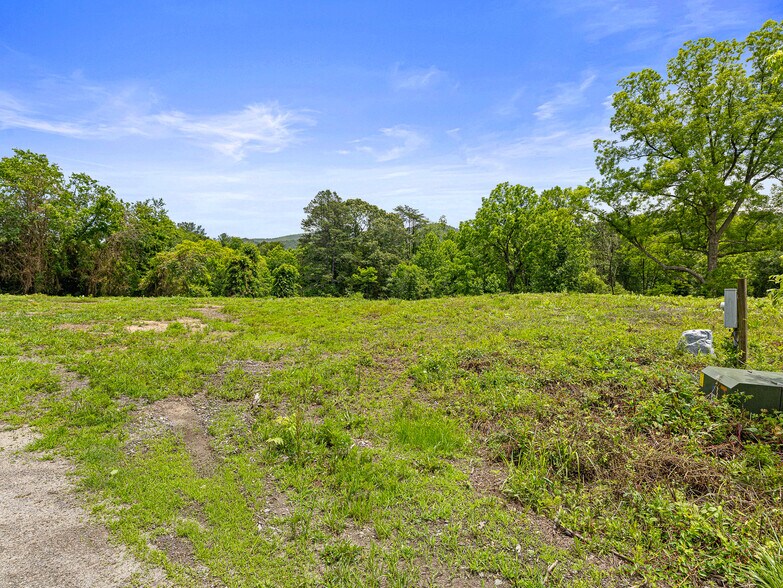 More Photos Of 14 Mimidis Ln, Swannanoa Office For Sale