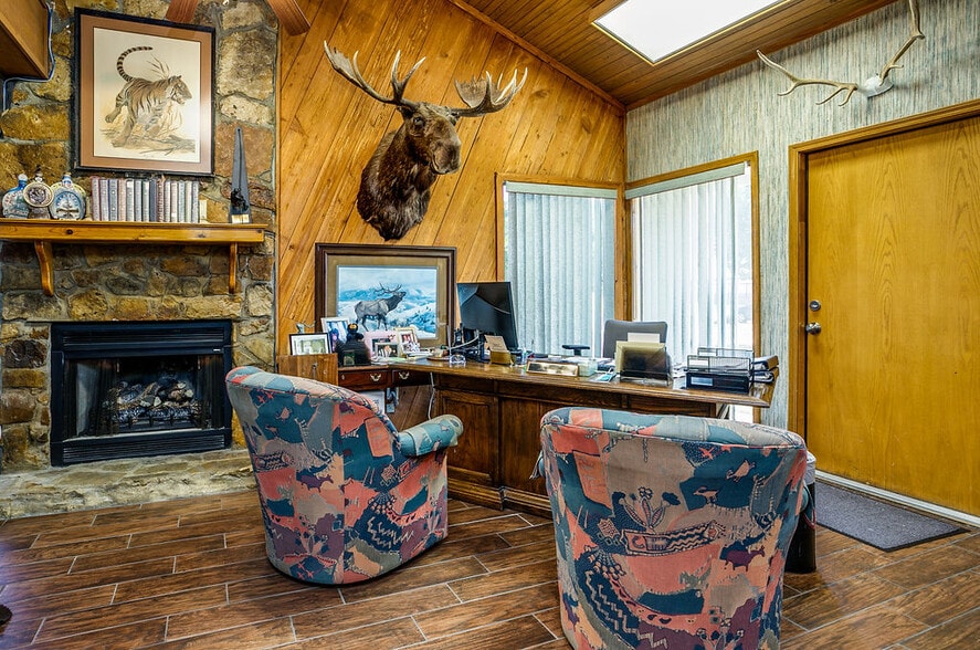 More Photos Of 2603 Browns Ln, Jonesboro Medical For Sale