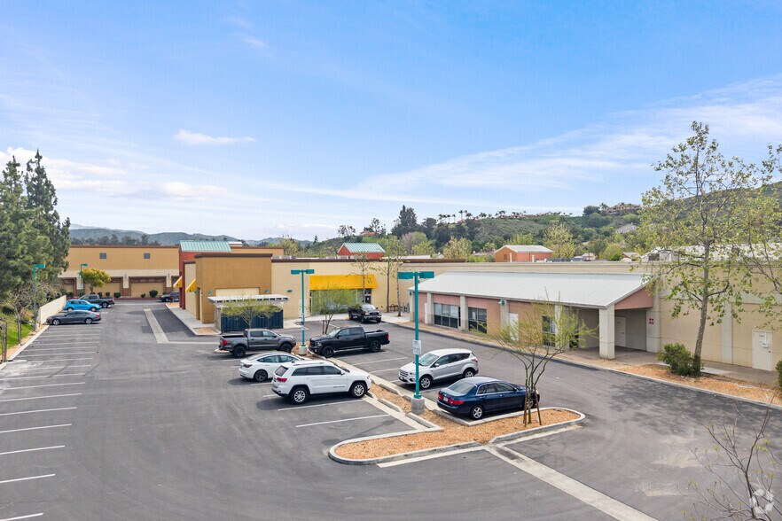 More Photos Of 1302 Madera Rd, Simi Valley Office For Lease