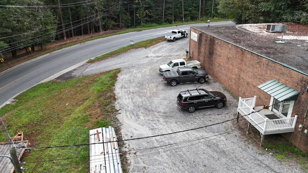 More Photos Of 1525 9th Ave SE, Hickory Warehouse For Sale