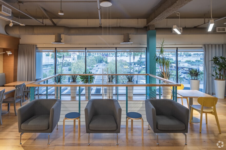 More Photos Of 145 S Fairfax Ave, Los Angeles Coworking Space